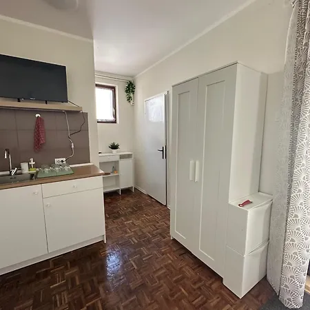 Aparthotel сјајни лешник 3*